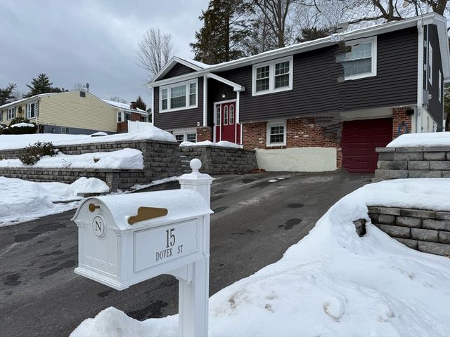 15 Dover Street, Nashua, NH 03063