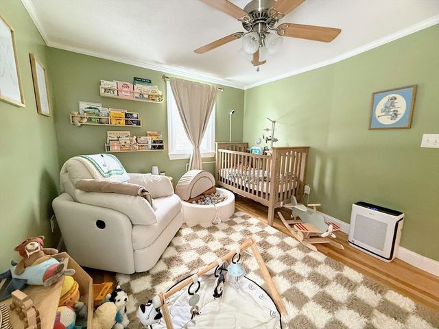 15 Dover Street, Nashua, NH 03063