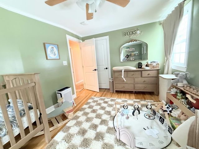 15 Dover Street, Nashua, NH 03063