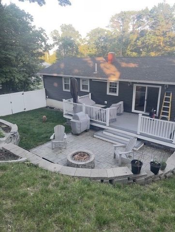 15 Dover Street, Nashua, NH 03063