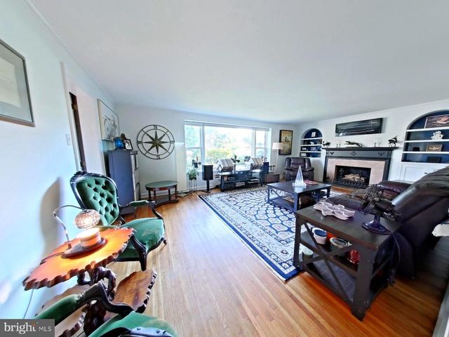 900 MELROSE AVE, Elkins Park, PA 19027