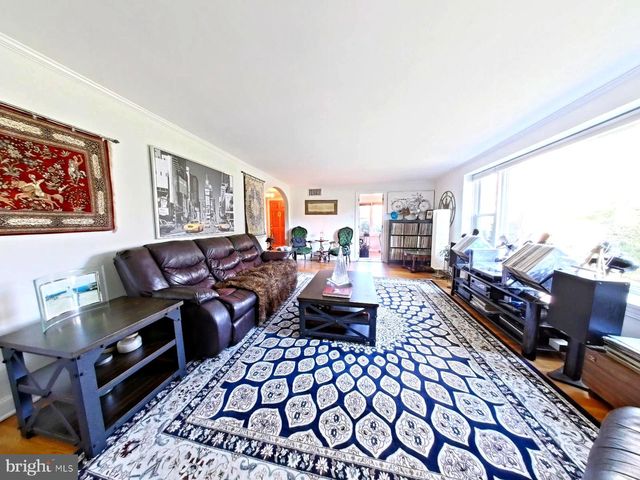 900 MELROSE AVE, Elkins Park, PA 19027