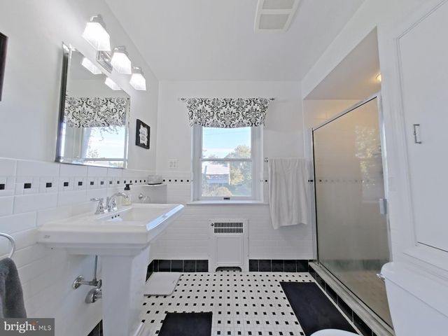 900 MELROSE AVE, Elkins Park, PA 19027