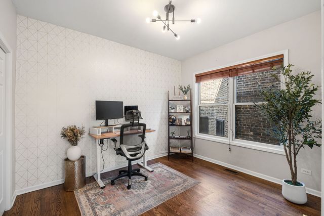 1010 W Diversey Parkway 3, Chicago, IL 60614