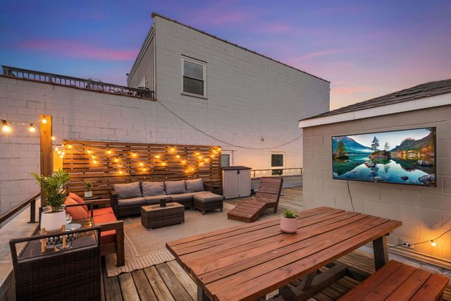 1010 W Diversey Parkway 3, Chicago, IL 60614