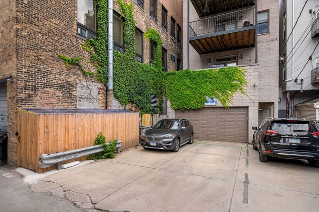1010 W Diversey Parkway 3, Chicago, IL 60614