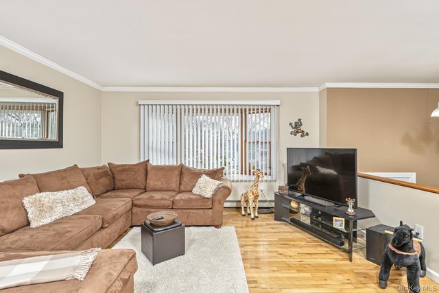 191 Hawthorne Street, Mastic, NY 11950