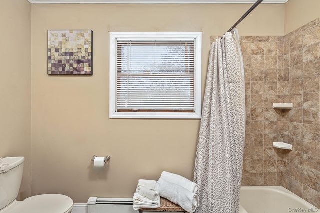 191 Hawthorne Street, Mastic, NY 11950