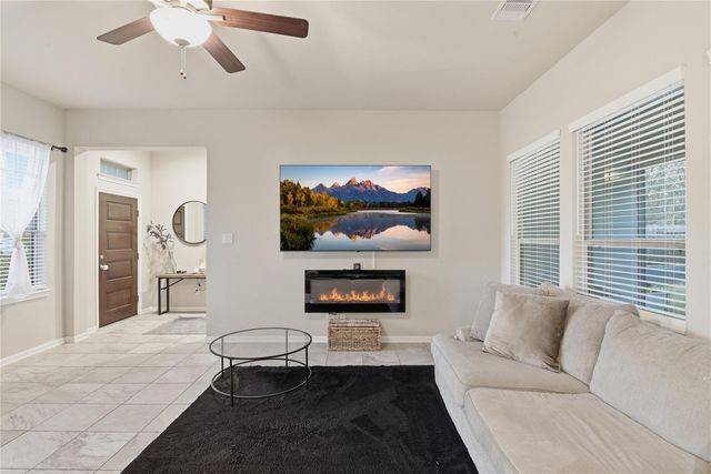 6818 Aspen Peak Drive, Baytown, TX 77521