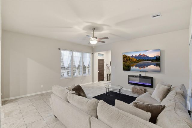 6818 Aspen Peak Drive, Baytown, TX 77521