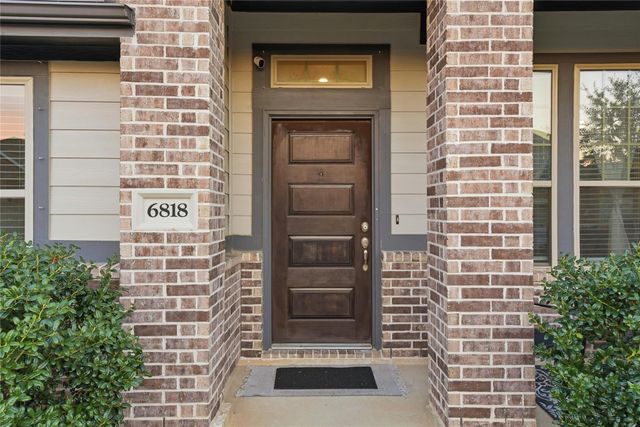 6818 Aspen Peak Drive, Baytown, TX 77521