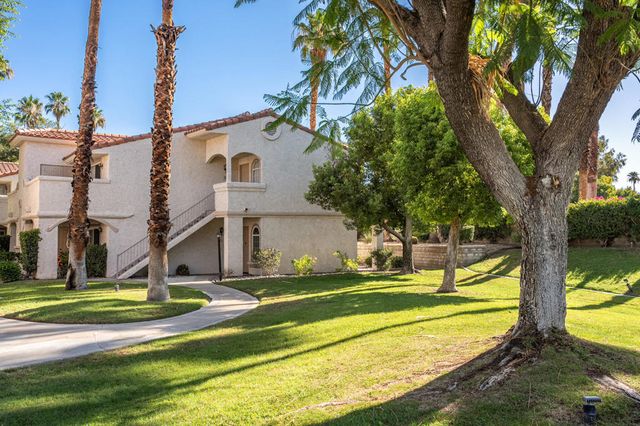 505 S Farrell Drive D18, Palm Springs, CA 92264