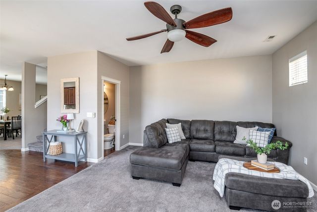 15236 Kayla Street SE, Yelm, WA 98597