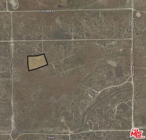 153 W Stw, Lancaster, CA 93536