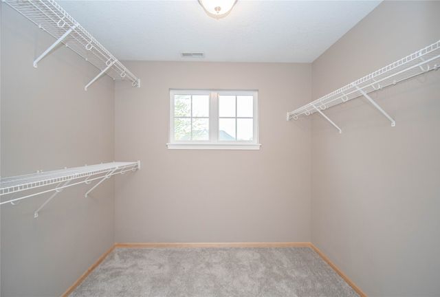9020 Telford Circle, Johnston, IA 50131
