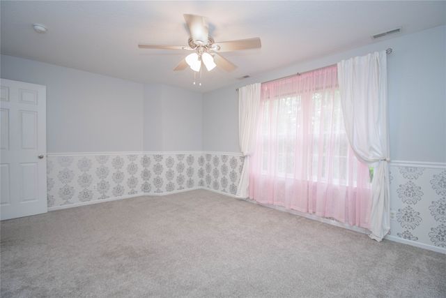 9020 Telford Circle, Johnston, IA 50131