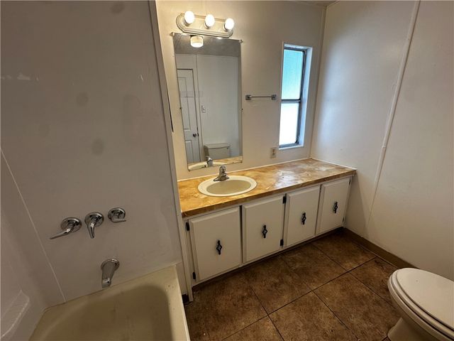 2920 E Packard Avenue, Kingman, AZ 86409