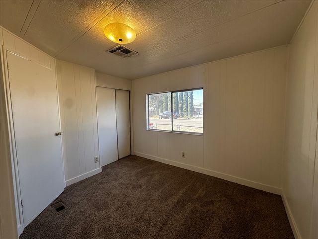 2920 E Packard Avenue, Kingman, AZ 86409