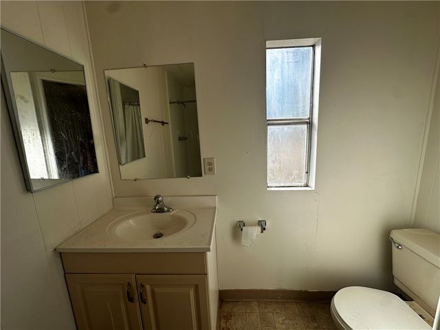 2920 E Packard Avenue, Kingman, AZ 86409