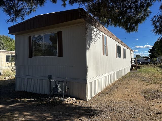 2920 E Packard Avenue, Kingman, AZ 86409