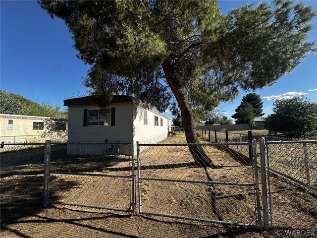 2920 E Packard Avenue, Kingman, AZ 86409