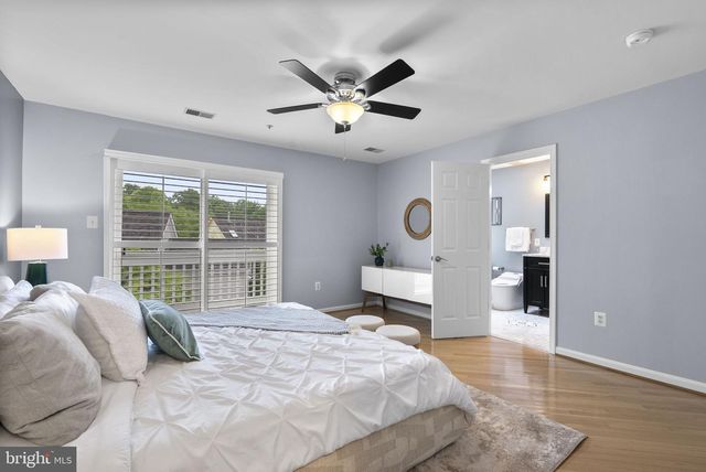 306 HART RD, Gaithersburg, MD 20878