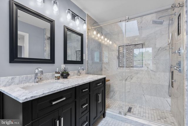 306 HART RD, Gaithersburg, MD 20878