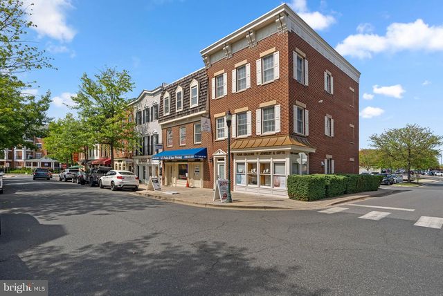 306 HART RD, Gaithersburg, MD 20878