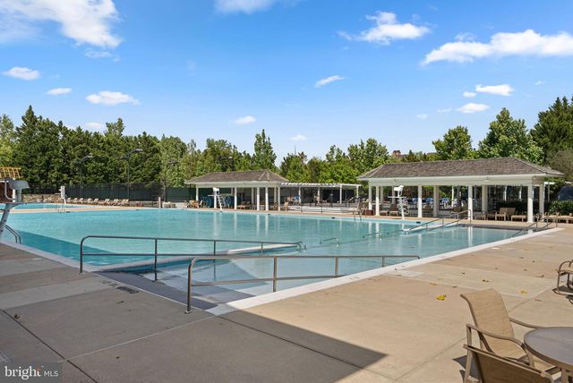 306 HART RD, Gaithersburg, MD 20878