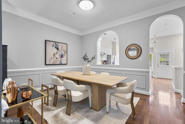 306 HART RD, Gaithersburg, MD 20878