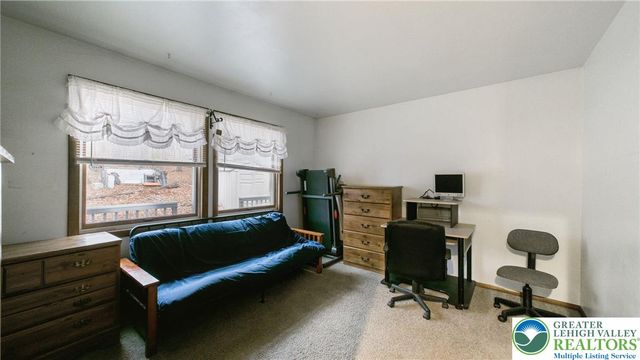 1208 Mattioli Road, Pocono Twp, PA 18321