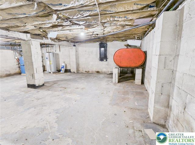 1208 Mattioli Road, Pocono Twp, PA 18321