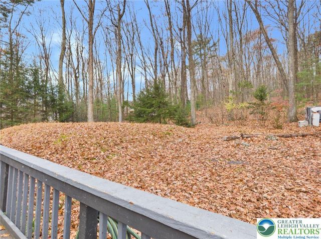 1208 Mattioli Road, Pocono Twp, PA 18321