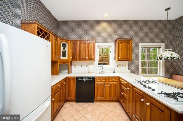141 LARKSPUR LN, Locust Grove, VA 22508
