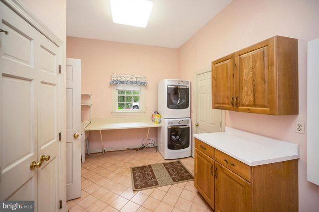 141 LARKSPUR LN, Locust Grove, VA 22508