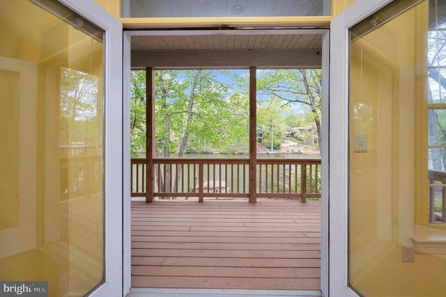 141 LARKSPUR LN, Locust Grove, VA 22508