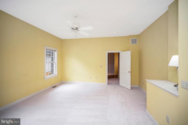 141 LARKSPUR LN, Locust Grove, VA 22508