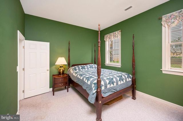 141 LARKSPUR LN, Locust Grove, VA 22508