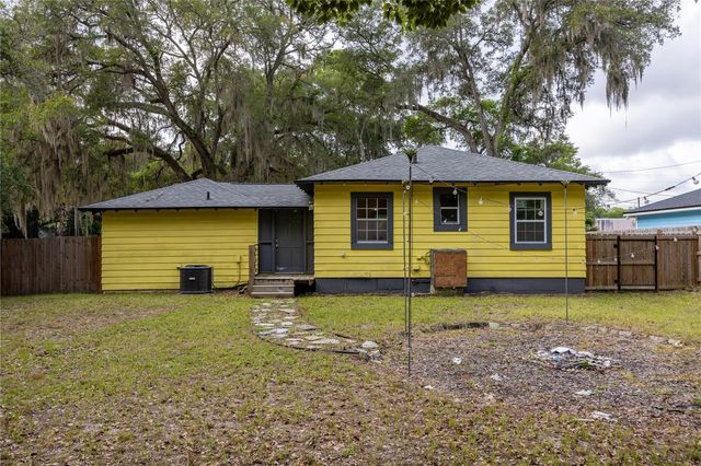 1334 NE 1ST AVENUE, Gainesville, FL 32641