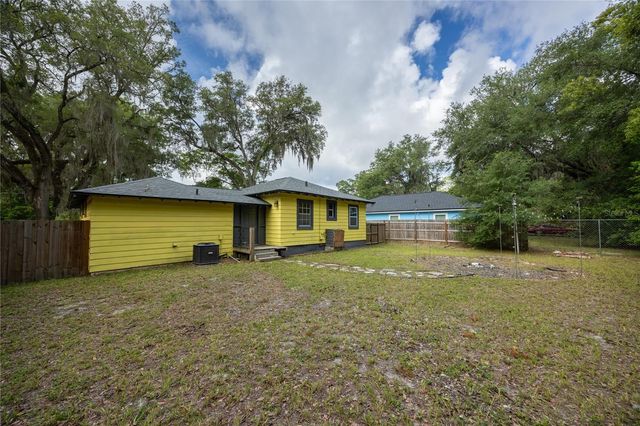 1334 NE 1ST AVENUE, Gainesville, FL 32641