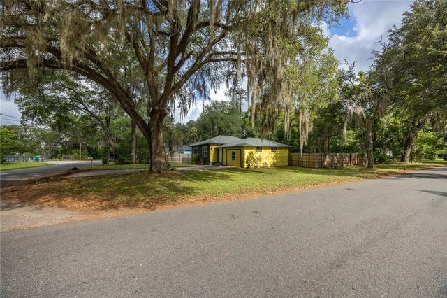 1334 NE 1ST AVENUE, Gainesville, FL 32641