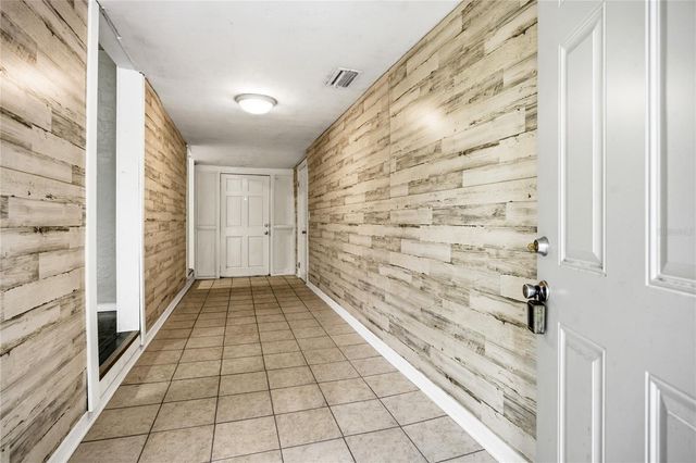 1334 NE 1ST AVENUE, Gainesville, FL 32641