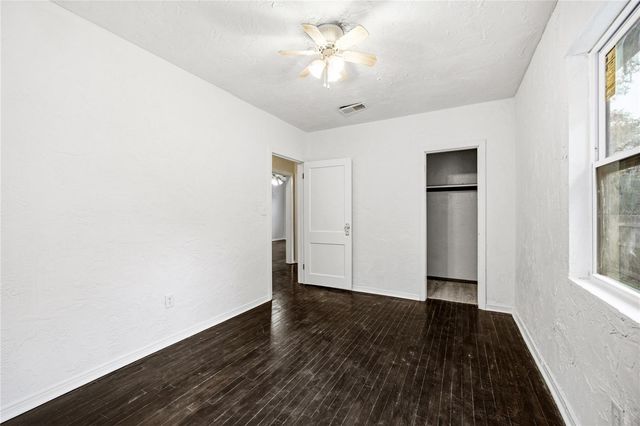 1334 NE 1ST AVENUE, Gainesville, FL 32641