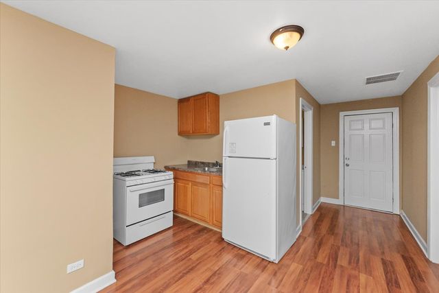 3000 S Kedvale Avenue 1F, Chicago, IL 60623