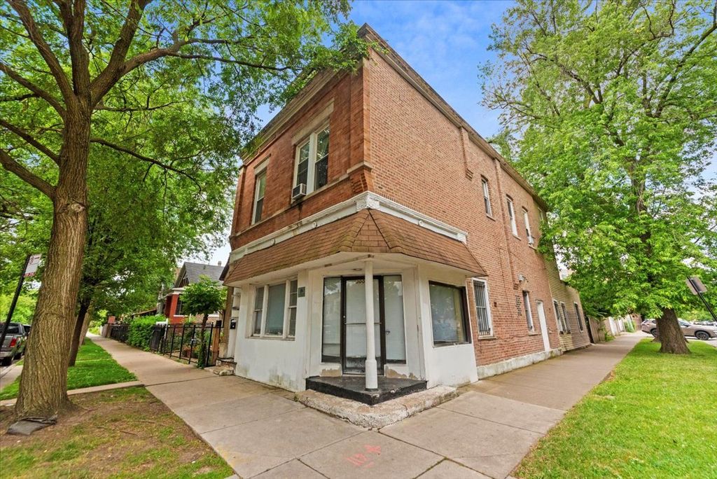 3000 S Kedvale Avenue 1F, Chicago, IL 60623