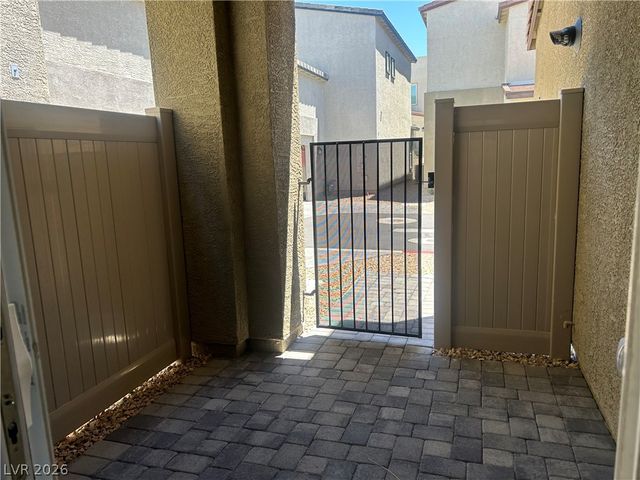 532 Ripple Brook Court, Henderson, NV 89044