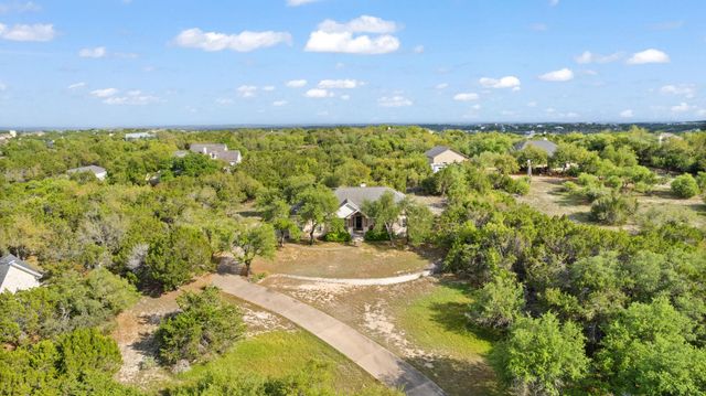 10045 W Cave LOOP, Dripping Springs, TX 78620