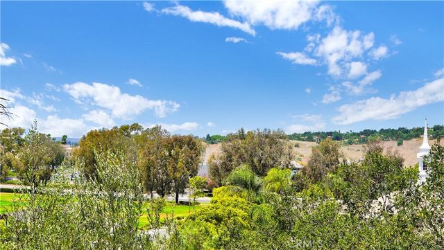 33 Acanthus, Rancho Santa Margarita, CA 92688