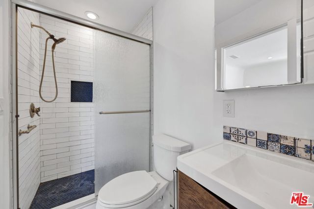 4157 W Avenue 40, Los Angeles, CA 90065