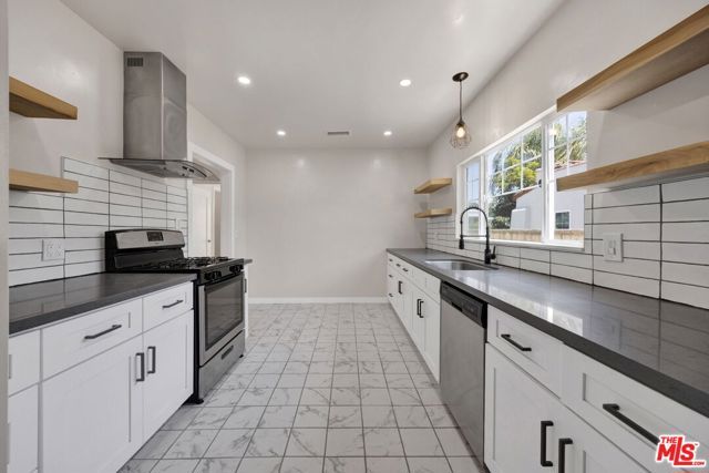 4157 W Avenue 40, Los Angeles, CA 90065